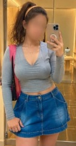 Priya Escort